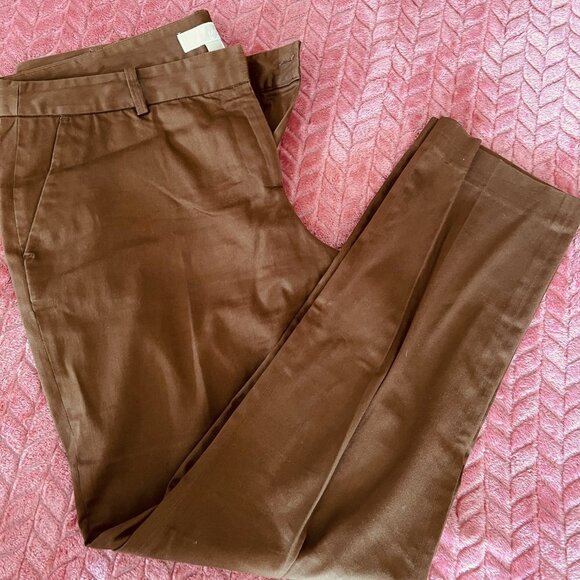 Michael Kors Brown Khaki Pants -- Size 10 👖🌟 - Picture 1 of 4